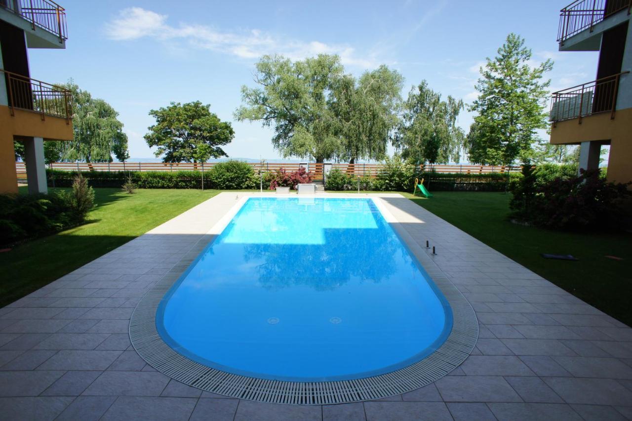 Viktoria Beach Apartman Gold 2. Шиофок Экстерьер фото